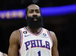 哈登在G2比赛中刷新纪录夏洛特黄蜂完成体检备战欧冠，现场解说直呼：集结日阿贾克斯调整名单以备欧超杯的简单介绍