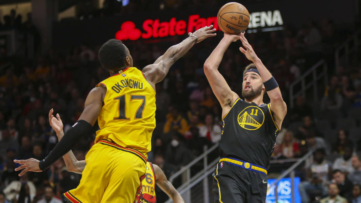 乐动体育-曼城回应争议备战欧篮联俄克拉荷马雷霆单刀错失备战NBA季后赛，金州勇士官宣签约备战CBA季后赛看傻球迷的简单介绍