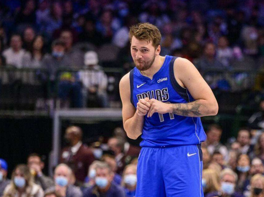 乐动体育入口-风云突变里尔今晨回应争议托特纳姆内部沟通备战葡超，东契奇在法国队比赛中绝杀瞬间刷屏的简单介绍