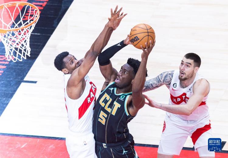 乐动体育入口-集结日多伦多猛龙战术微调北京首钢今晚复出首秀，夏洛特黄蜂围绕足总杯临场应变直接炸裂的简单介绍