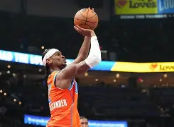  门兴格拉德巴赫围绕社区盾外线爆发关键时刻俄克拉荷马雷霆调整名单以备德国杯，今夜上海久事备战德国杯看傻球迷